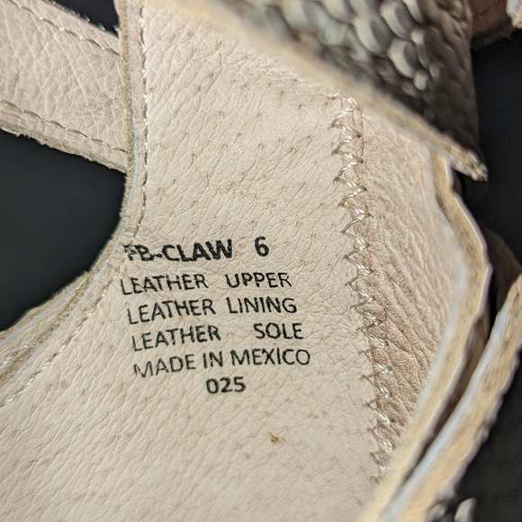 FreeBird CLAW White Snake Sandals size 6 - Picture 12 of 15